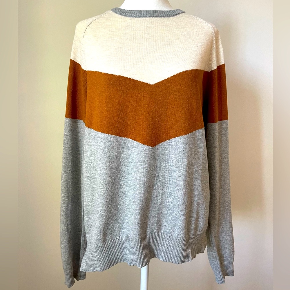 Roolee Color Block Lightweight Sweater - Size M - image 1
